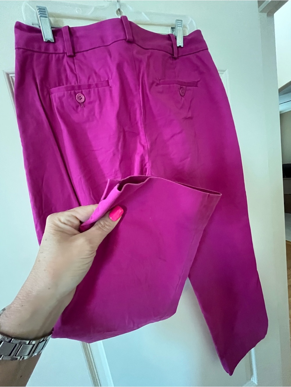 Talbots Fuchsia Straight-Leg Capri Curvy style Pants Size 6 - Picture 2 of 14